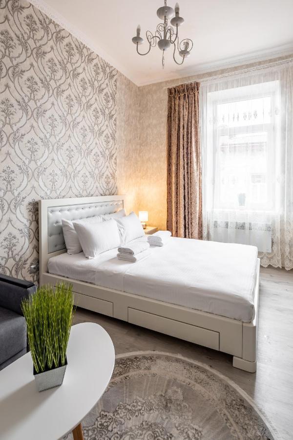 Alfa Apartments Krekhivska 11 Leopoli Esterno foto